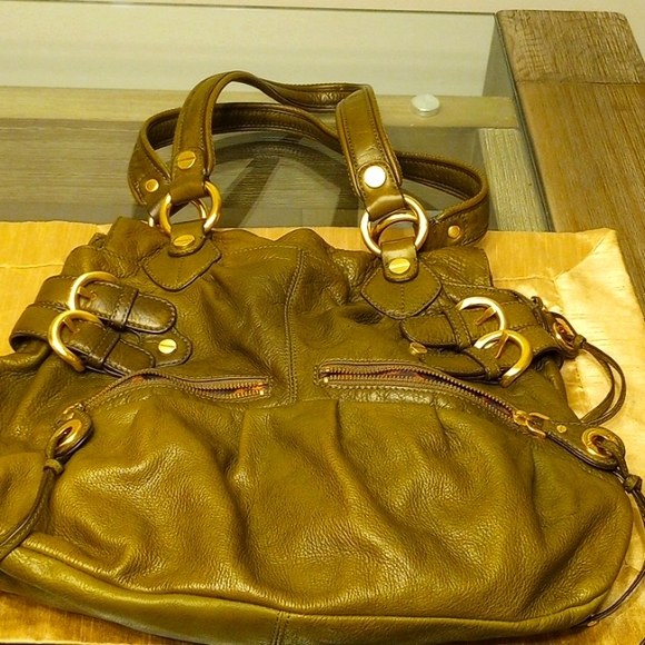 B. Makowsky olive green purse - Picture 1 of 4